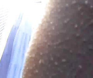 Сучка вошла в порно видео лучшее конюшню и увидела, как ее парень развлекается с девушкой